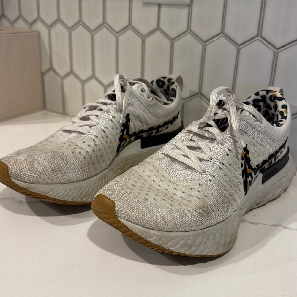 Nike react infinity fly knit, size 10